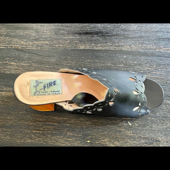 ON TREND*vintage* Mules Peep-toe Lucite Heels Miss Fire *Made in Italy* FABULOUS - Picture 7 of 8